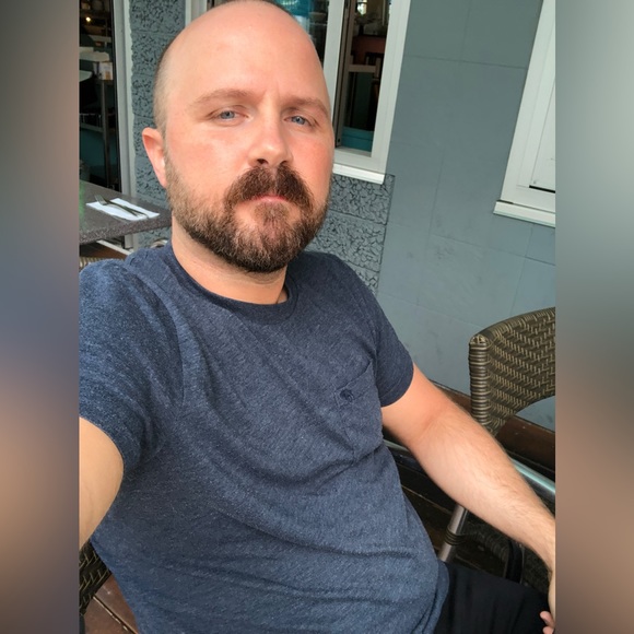 NYC Closet Cleanout - Shoes/Clothes - New Unused Underwear - Home - Electronics - Picture 6 of 7